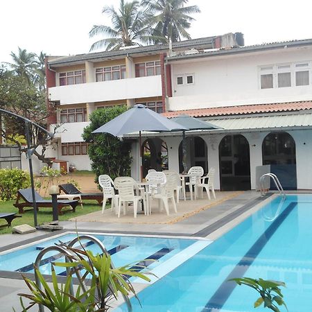 Ranveli Beach Hotel Dehiwala-Mount Lavinia Zewnętrze zdjęcie