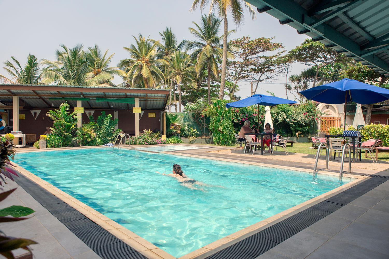 Ranveli Beach Hotel Dehiwala-Mount Lavinia Zewnętrze zdjęcie